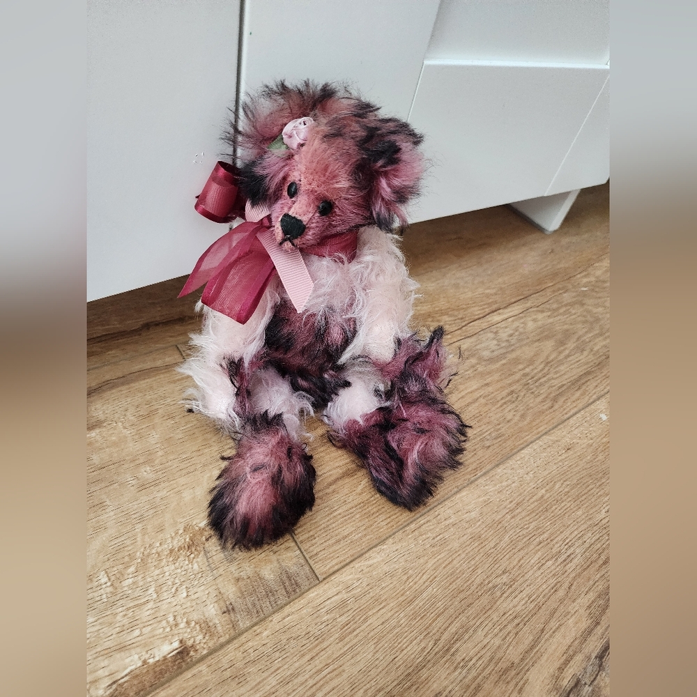 RARE Adorable NEW w/tags ROSE Jointed Mohair Bearington Bear 10" Glass Eyes